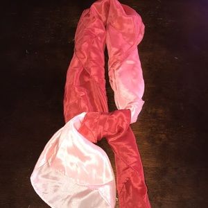 Women’s Ombré Pink Square Large 32” Square Neckerchief Scarf